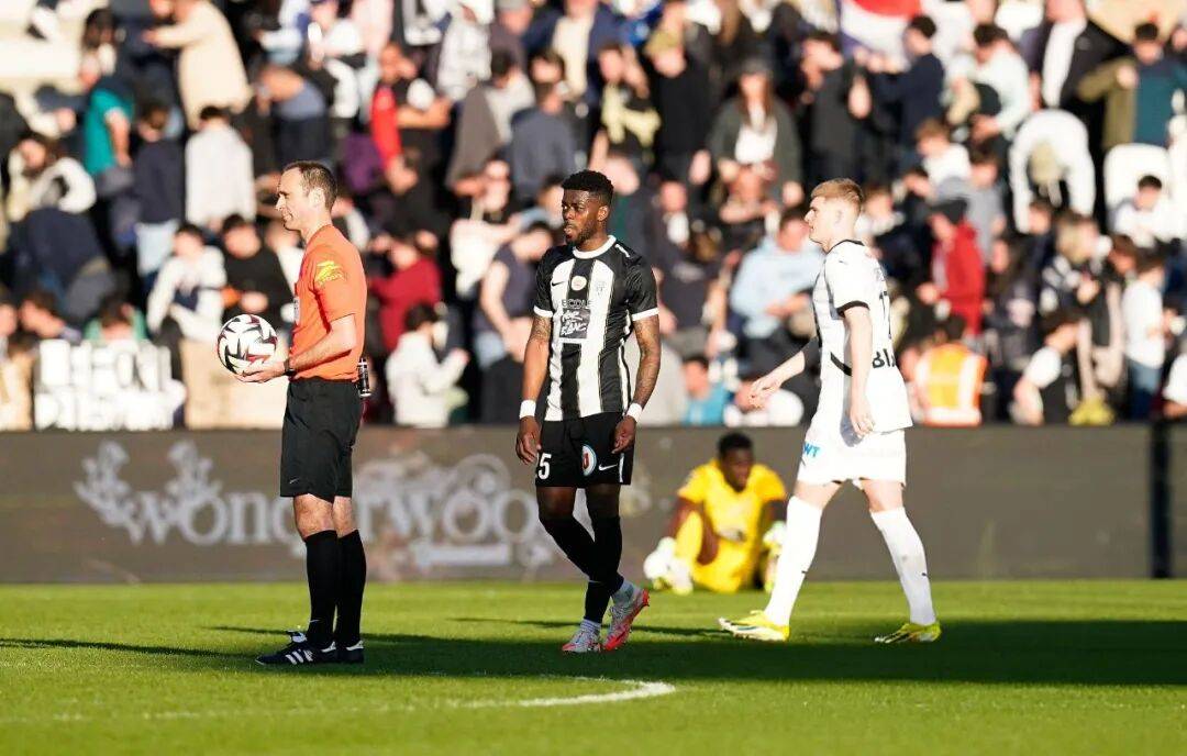 摩纳哥主场不敌斯特拉斯堡,陷入低迷 摩纳哥主场不敌斯特拉斯堡,陷入低迷