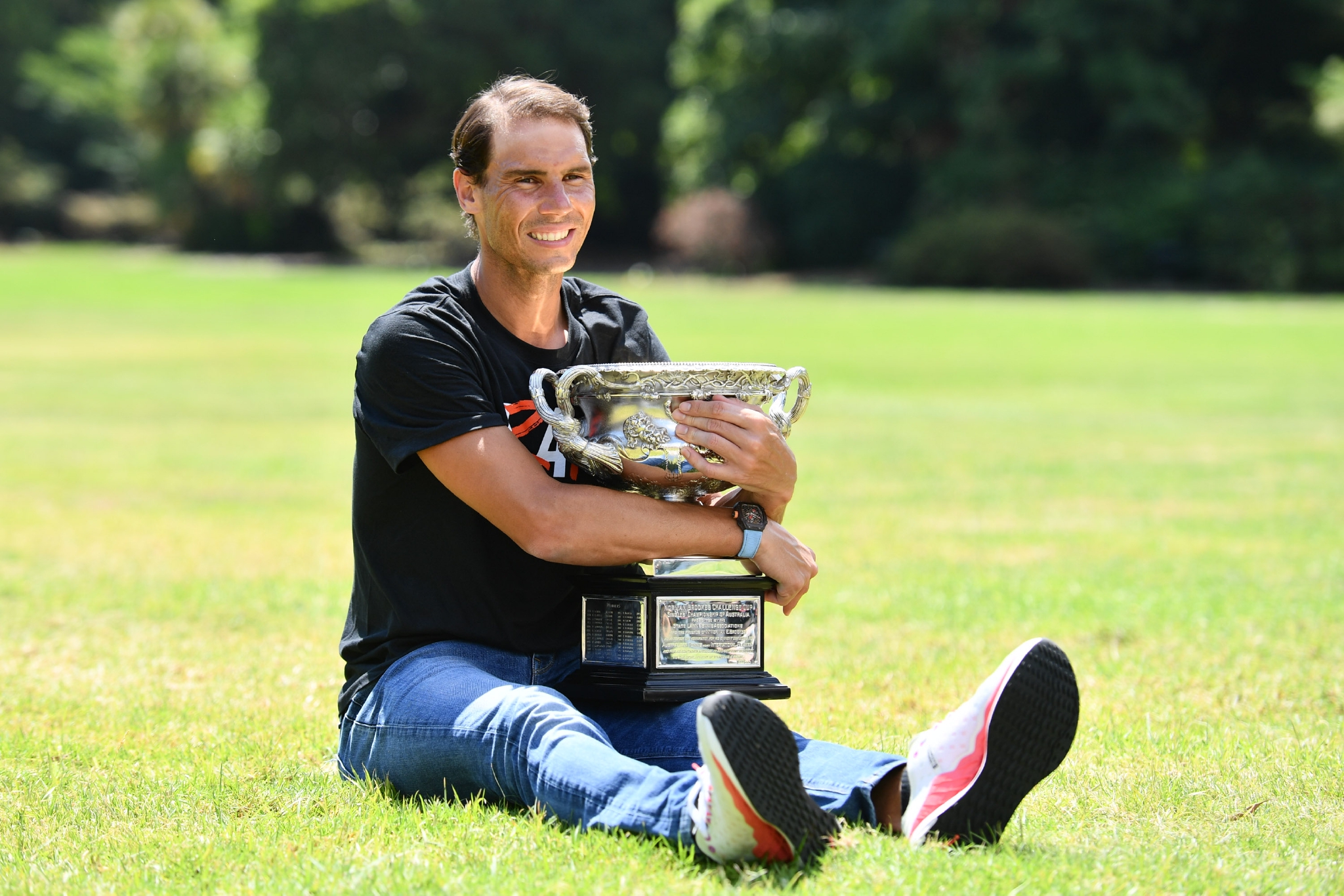 澳网轻取年终总决赛,纳达尔关键制胜 澳网轻取年终总决赛,纳达尔关键制胜